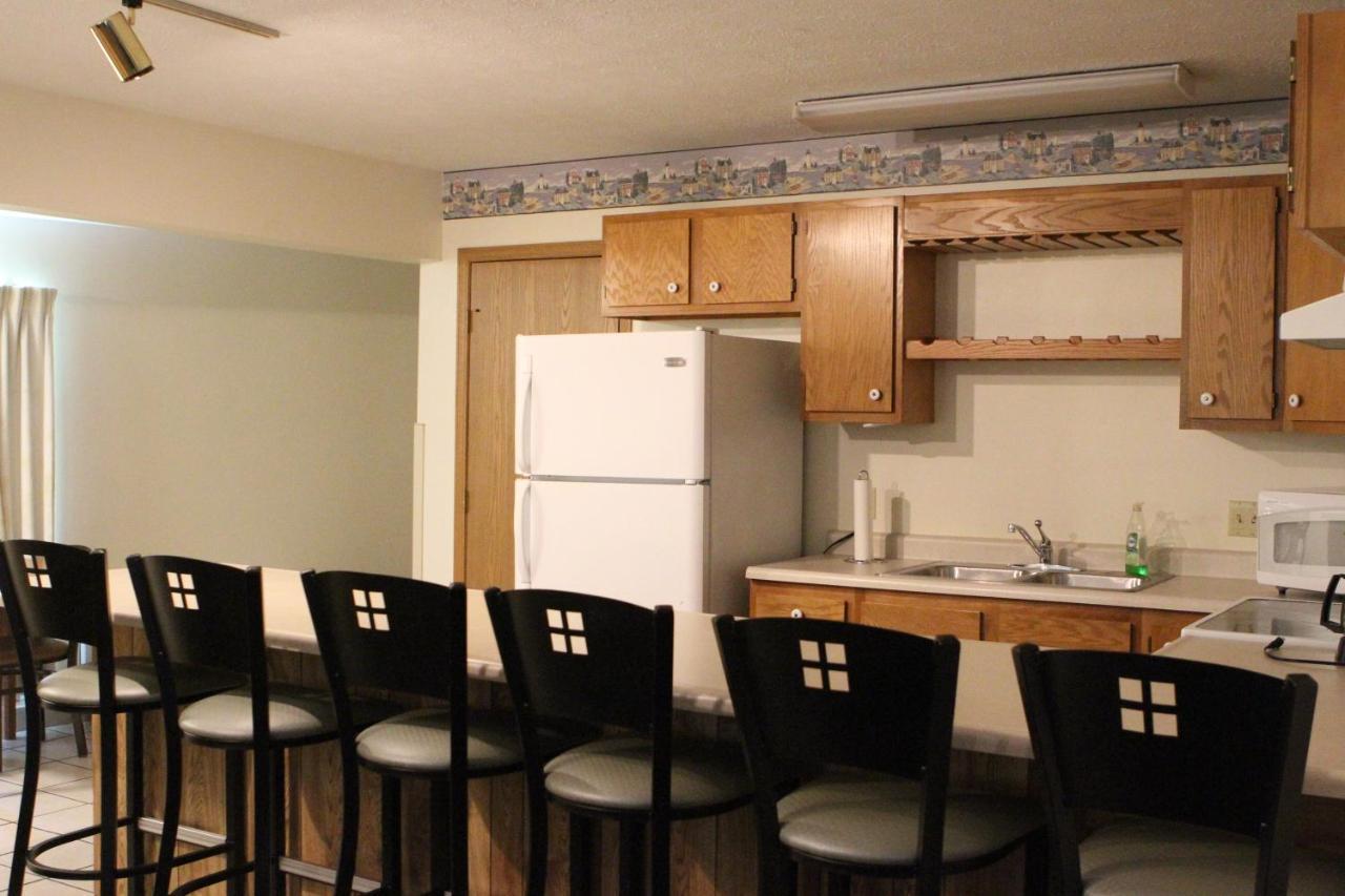 Bay Lodging Resort Put-in-Bay Extérieur photo