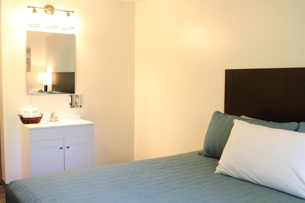 Bay Lodging Resort Put-in-Bay Extérieur photo