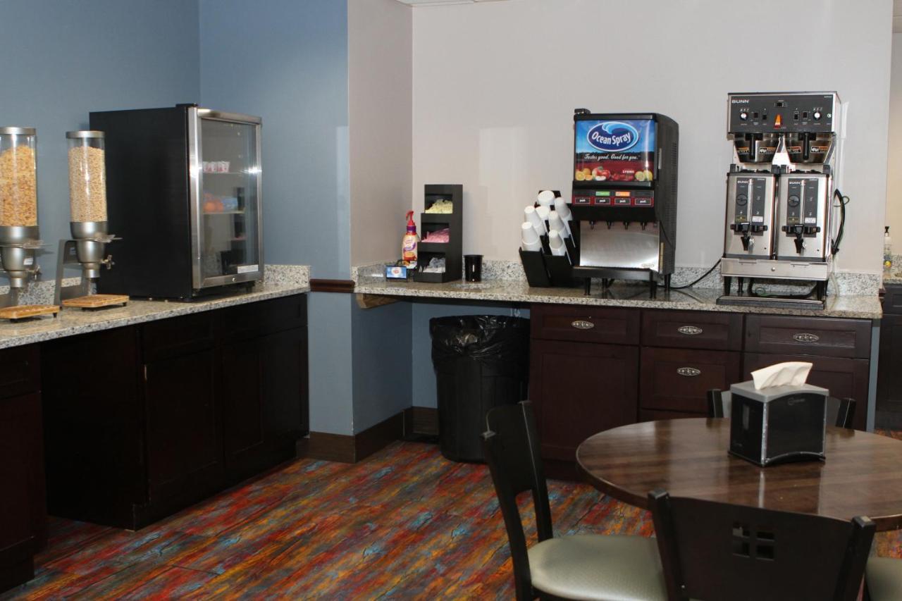 Bay Lodging Resort Put-in-Bay Extérieur photo